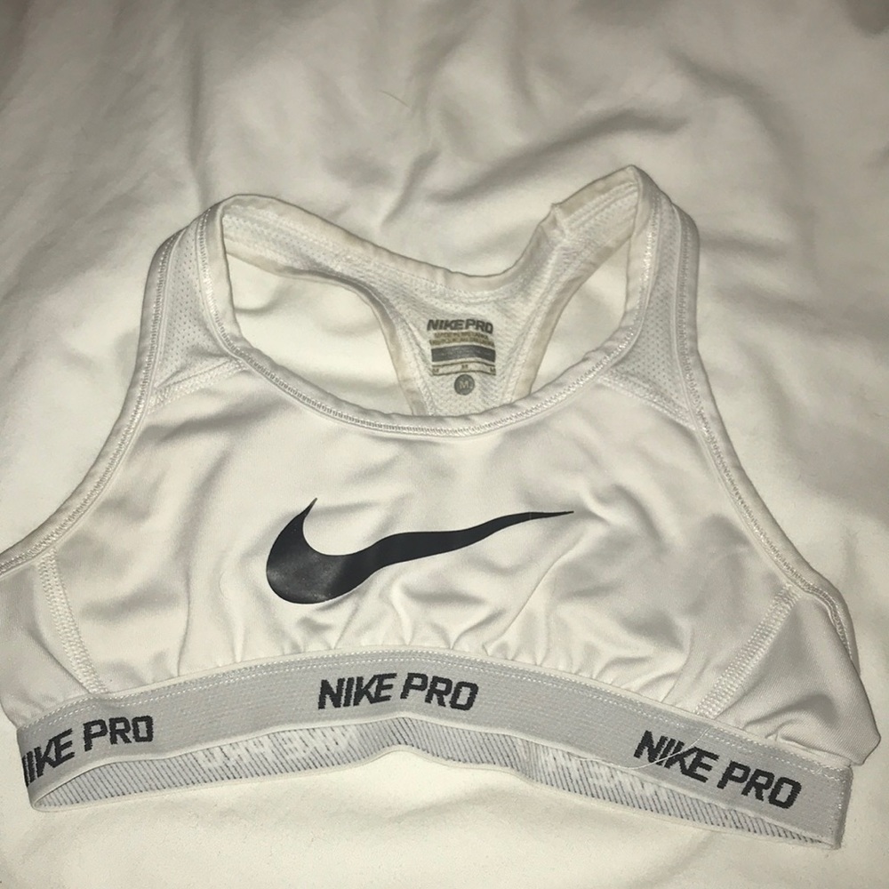 Girls’ Nike Pro Sports Bra